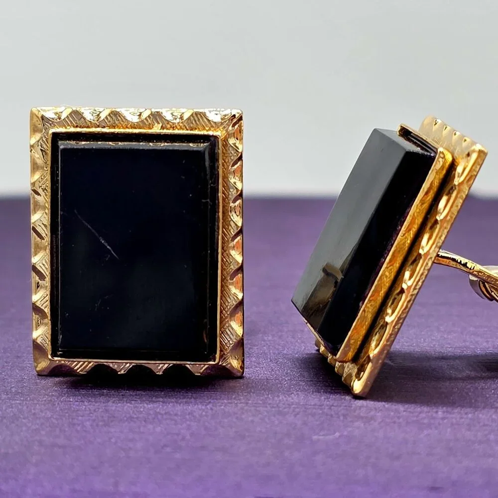 VTG Gold Finish Postage Stamp Rectangle Black MCM Mid Century Modern Cuff Links